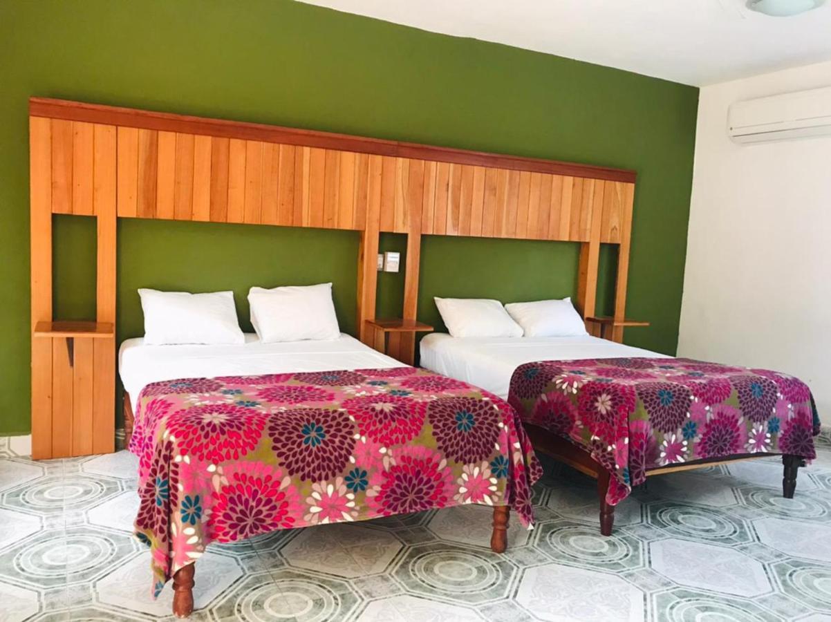 Hotel Maya Balam Xpujil Exterior photo